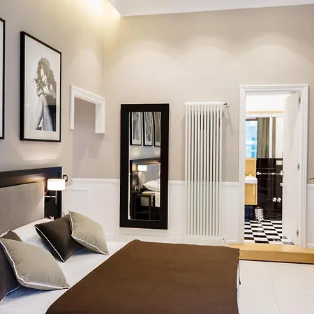 Nap Luxury Bovio 게스트하우스 4*