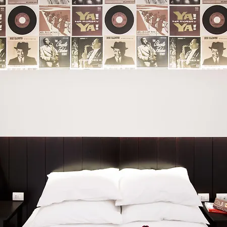 ゲストハウス Nap Luxury Bovio ナポリ