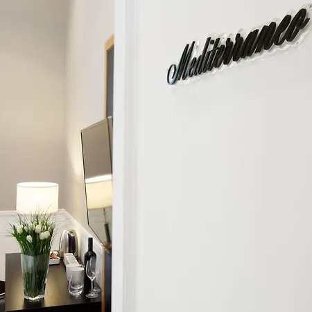 ゲストハウス Nap Luxury Bovio ナポリ